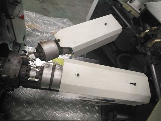 2 poder resistente del motor de la bomba de la máquina de la inyección del tornillo del color que moldea 37+30KW