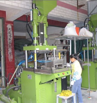 sistema de control dinámico servo de la máquina vertical del moldeo a presión del poder 4KW